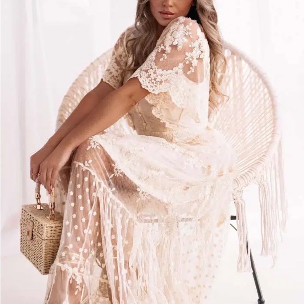 Elegant white Lace boho retro Maxi Dress long gown dress